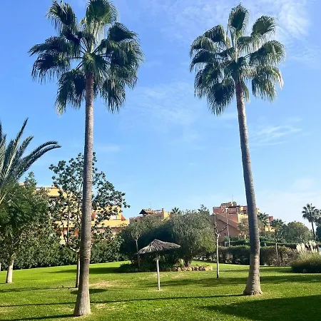 Stylish Costa Del Sol Golfer & Family Escape *