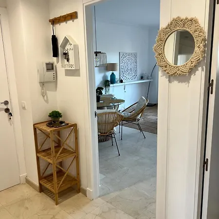 Stylish Costa Del Sol Golfer & Family Escape *