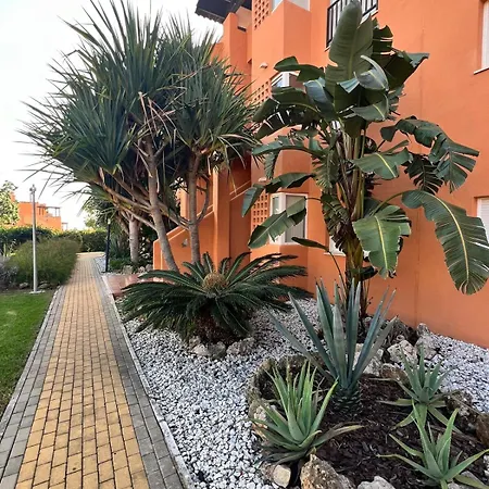 Stylish Costa Del Sol Golfer & Family Escape *